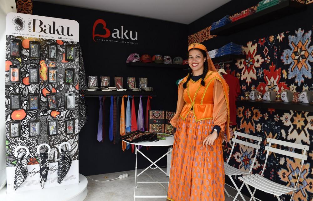 Mehriban Əliyeva “Azərbaycan şəhərciyi”ndə  -  Fotolar