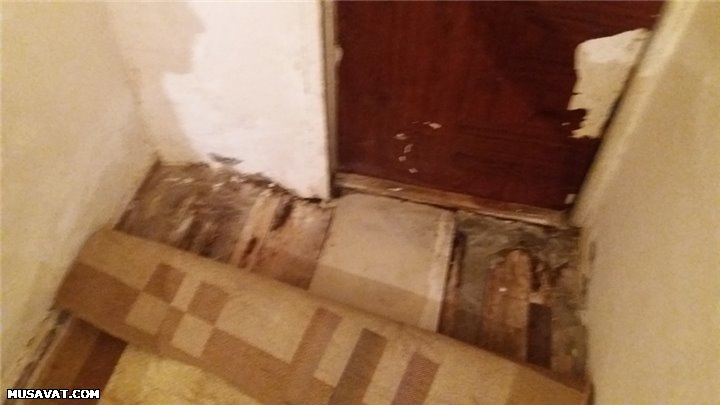 Atası komada olan jurnalistin evindən - Reportaj