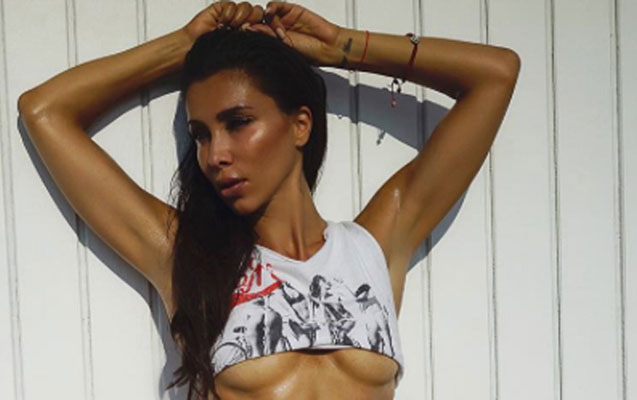 Bu gözəl Emre Mor heyranıdır - Fotolar