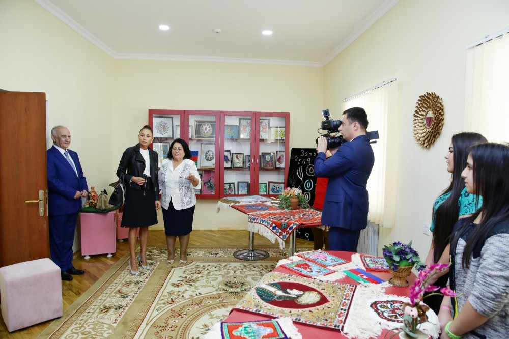 Mehriban Əliyeva uşaq evində -  Fotolar