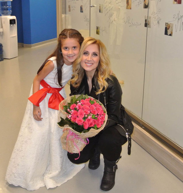 Prezidentin mükafatlandırdığı 10 yaşlı Fidan kimdir? - Fotolar