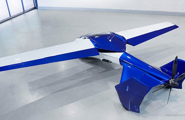 Uçan maşın 2017-ci ildə satışa çıxacaq  -  Fotolar