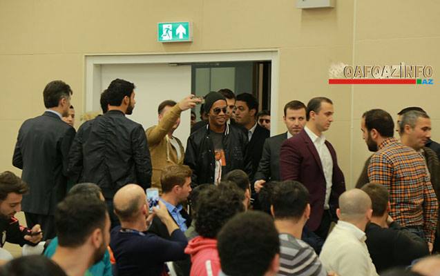 Ronaldinyo ilə Tale Heydərov bir arada -  Fotolar