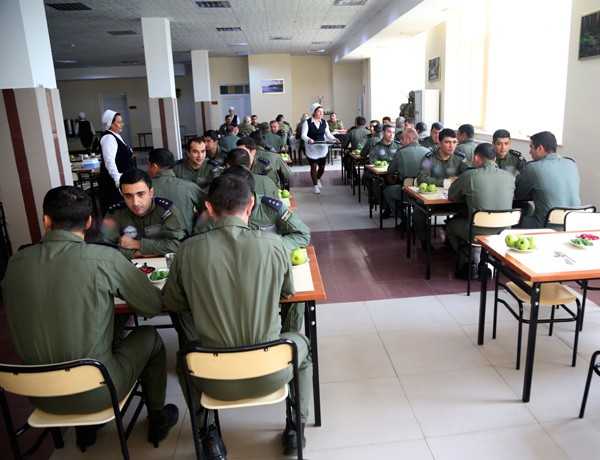 Zakir Həsənov hərbi aviabazada - Fotolar