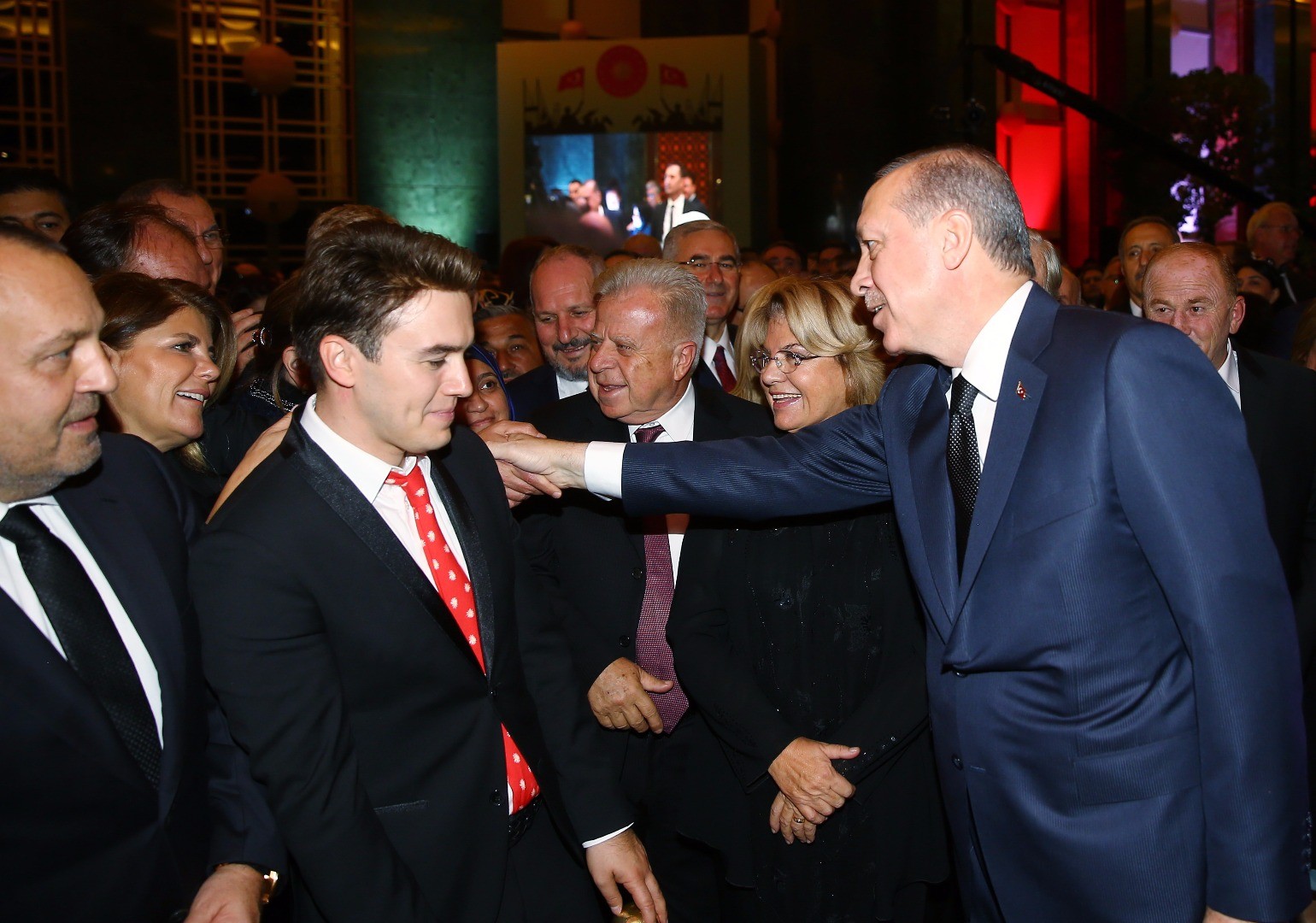 Məşhurlar Ərdoğan və xanımı ilə bir arada - Fotolar