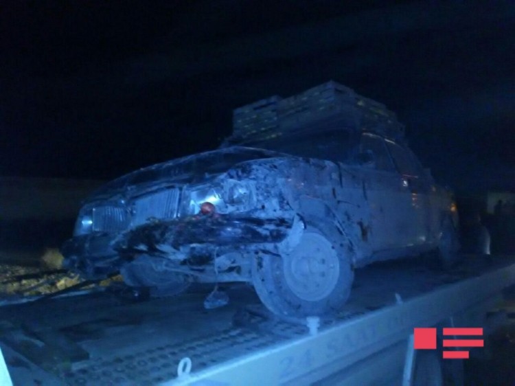 Sumqayıt yolunda ağır qəza - 6 maşın toqquşdu+Fotolar Sumqayıt yolunda ağır qəza - 6 maşın toqquşdu+Fotolar