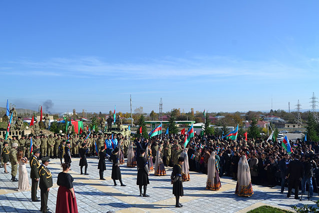   Cəbhə bölgəsində bayraq tədbiri keçirilib