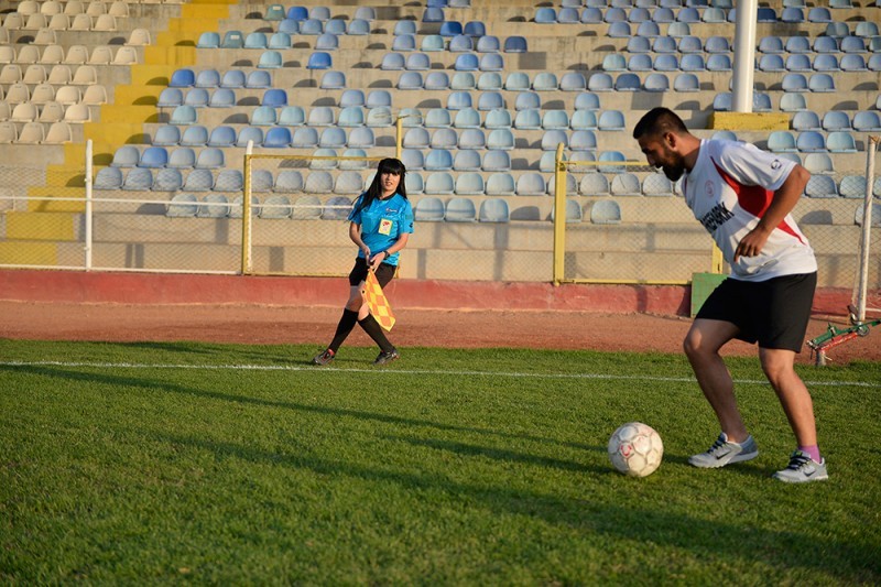 Hakimə etiraz etdi, aşiq oldu, evləndi - Fotolar Hakimə etiraz etdi, aşiq oldu, evləndi - Fotolar