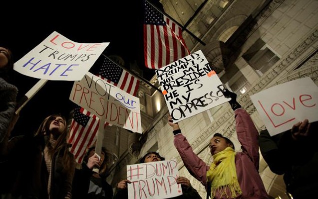 “Tramp mənim prezidentim deyil” - ABŞ-da kütləvi etirazlar +Fotolar