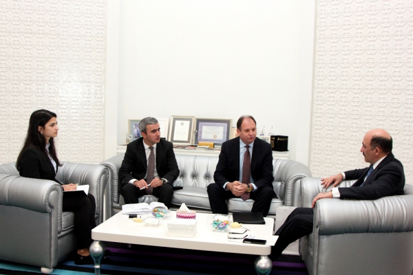 Nazir səfiri qəbul edib - Foto