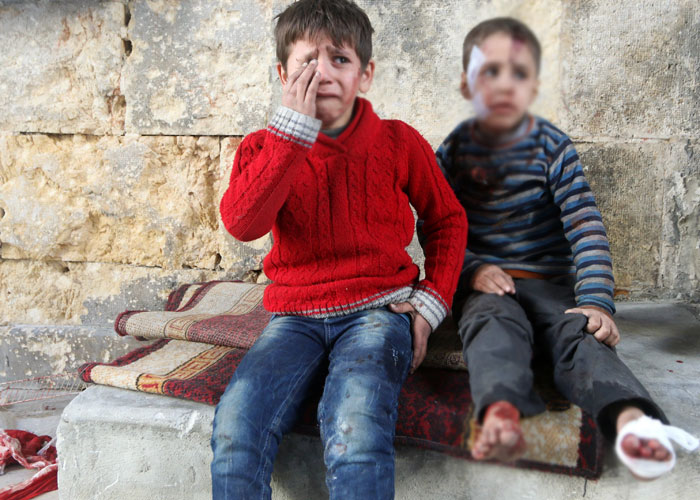 Hələbdəki sonuncu xəstəxana bombardman edildi - Dəhşətli fotolar