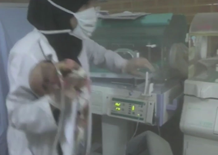 Hələbdəki sonuncu xəstəxana bombardman edildi - Dəhşətli fotolar