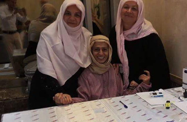 Məşhur müğənni Həccə gedib - Fotolar Məşhur müğənni Həccə gedib - Fotolar