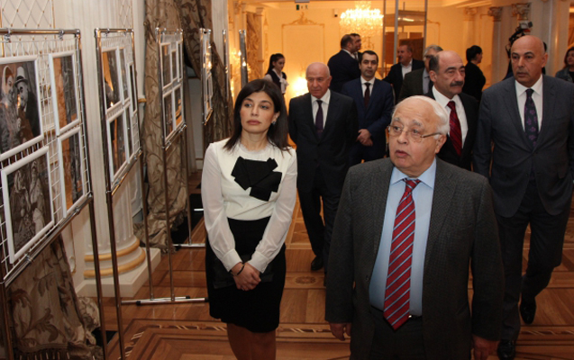 Unudulmaz aktrisanın yubileyindən - Fotolar