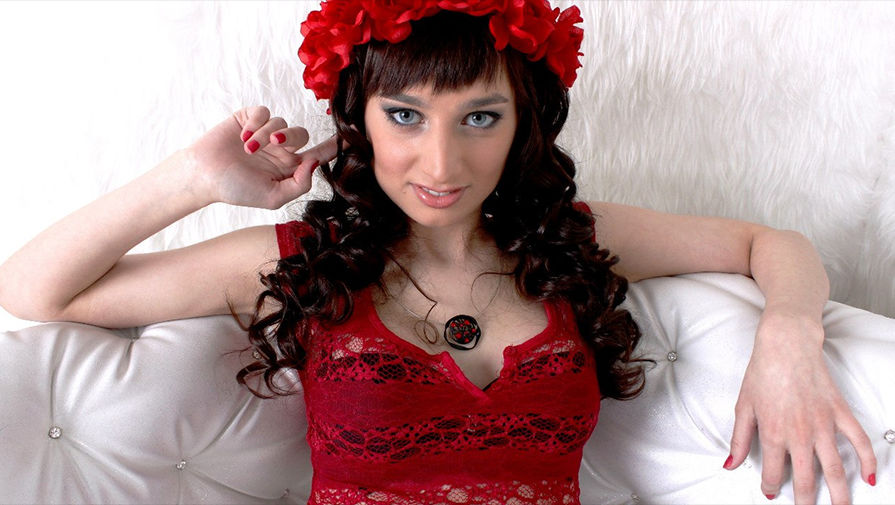 Rusiyada vitse-spikerin qızı intihar edib - Doğum günündə