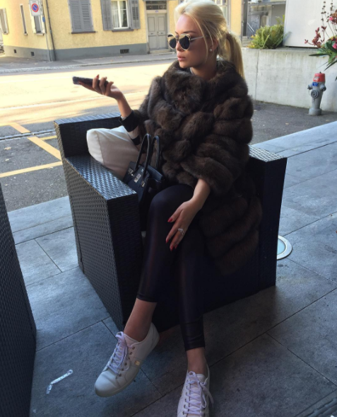 Yaqubovun oğlu ilə birgə &ouml;lən milyarder nəvəsi belə yaşayırdı... -  Fotolar