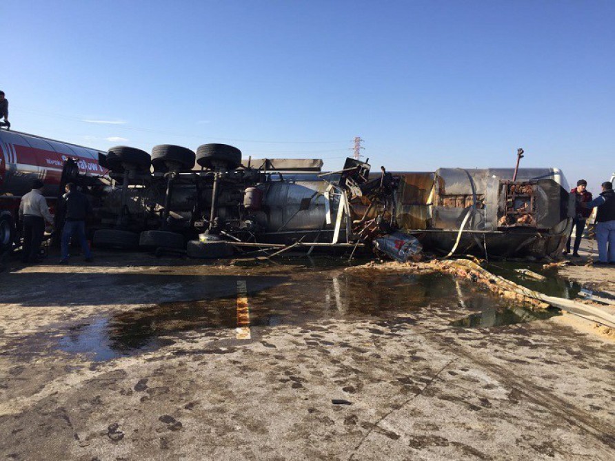 Sürücü yuxuladı, 20 mindən çox ziyan vurdu