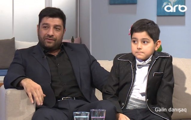 “...Oğlum bıçağı əlinə alıb onu söydü” -  Kənan M.M