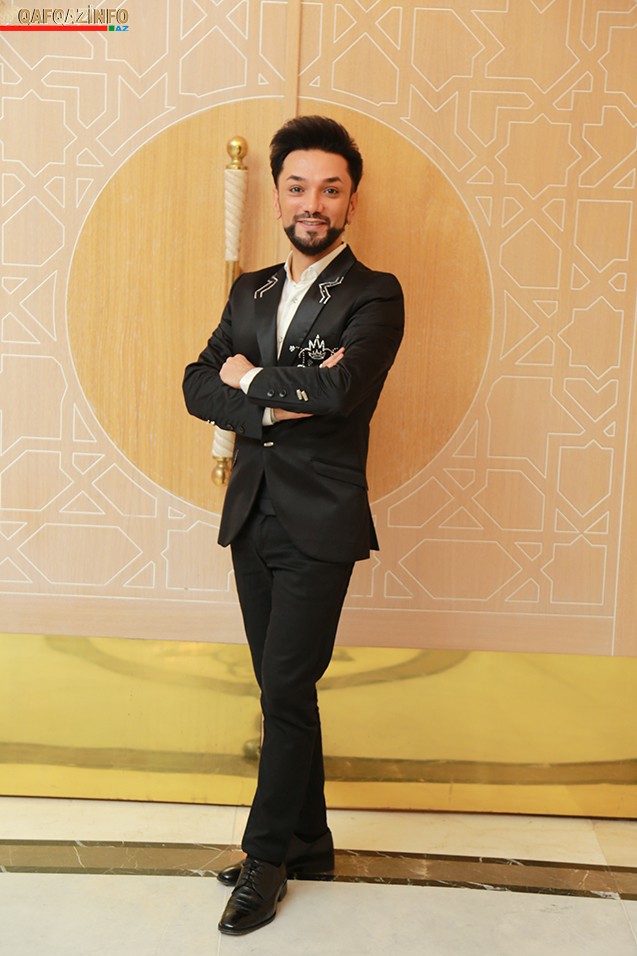 Məşhurlarımız qırmızı xalçada -  Transparan və dekolteli geyimlər +Fotolar