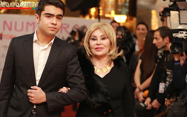 Məşhurlarımız qırmızı xalçada -  Transparan və dekolteli geyimlər +Fotolar