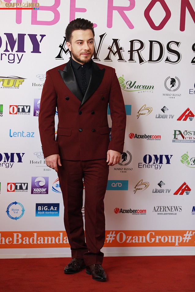 Məşhurlarımız qırmızı xalçada -  Transparan və dekolteli geyimlər +Fotolar