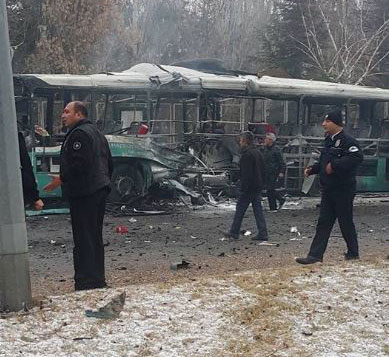 Türkiyədə əsgərlərin olduğu avtobus partladılıb - 13 ölü, 48 yaralı+Yenilənib
