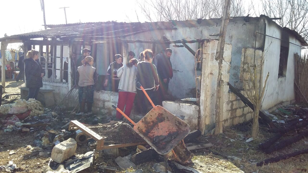 Füzulidə ev külə döndü  -  Bir ailə evsiz qaldı + Fotolar