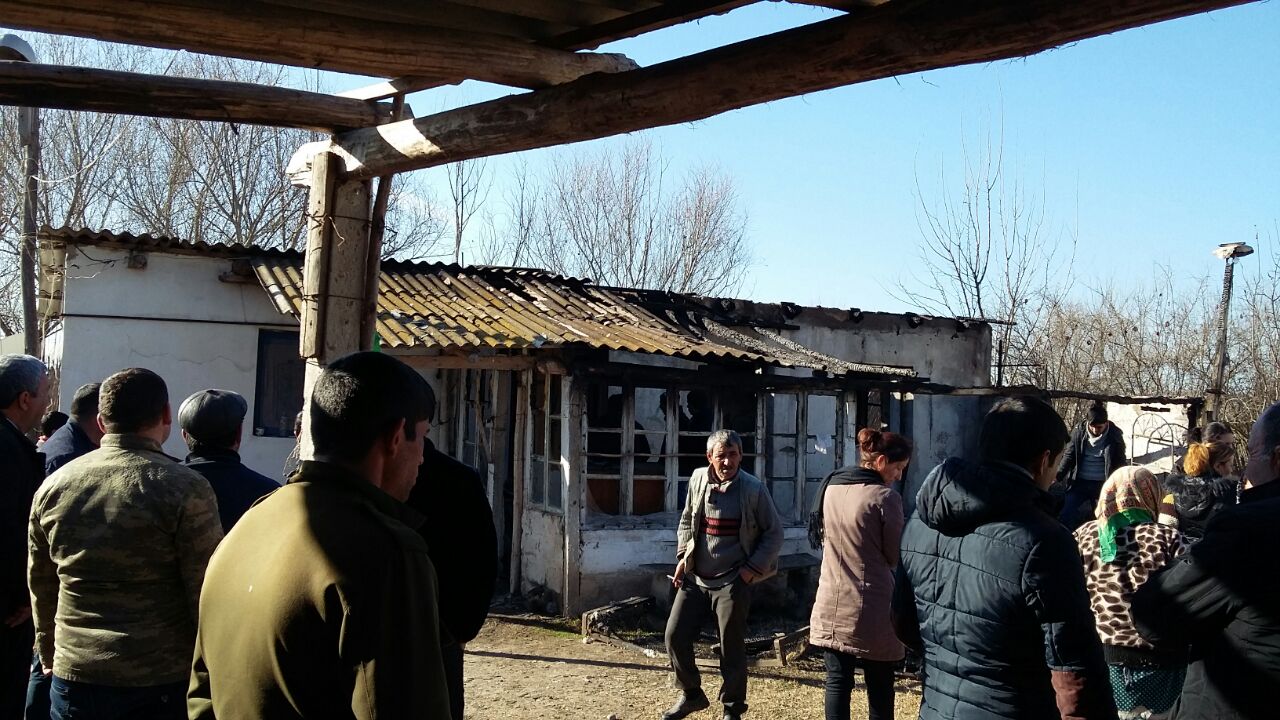 Füzulidə ev külə döndü  -  Bir ailə evsiz qaldı + Fotolar