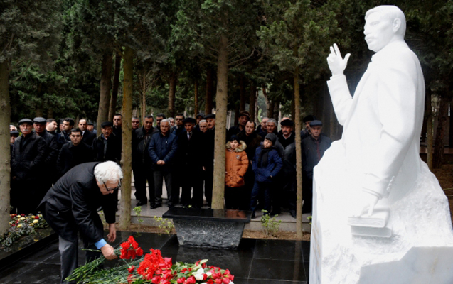 Zəlimxan Yaqubun qəbirüstü abidəsinin açılışı -  Fotolar
