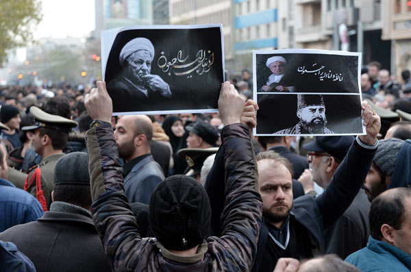 Rəfsəncaninin qızı onu belə yola saldı  -  İranda vida...+Fotolar