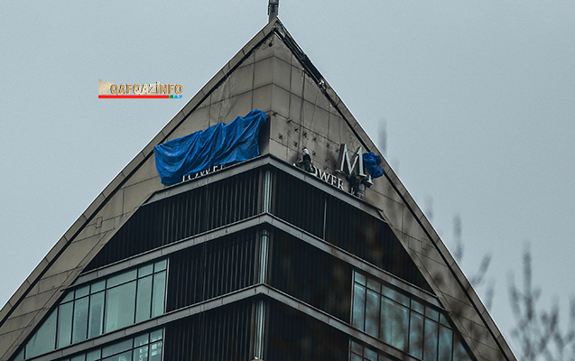 Bakıda “Trump Tower”in adı sökülür  -  Fotolar