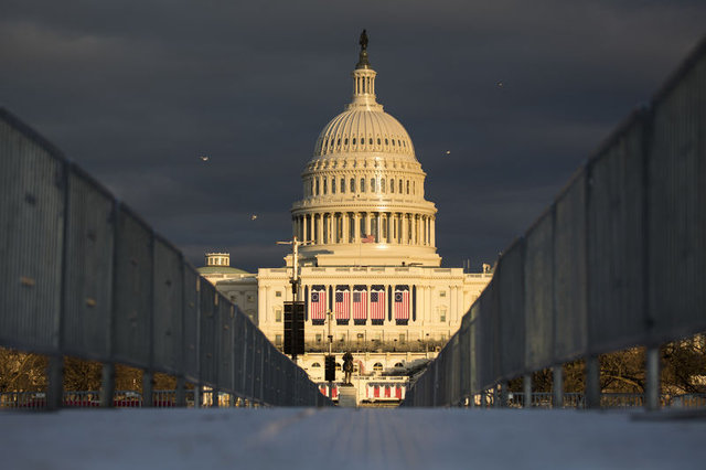 ABŞ-ın 45-ci prezidenti üçün - 200 milyonluq hazırlıq + Fotolar ABŞ-ın 45-ci prezidenti üçün - 200 milyonluq hazırlıq + Fotolar