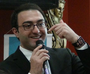 TRT-nin eks-diktoru Yunanıstana qaçarkən saxlanıldı