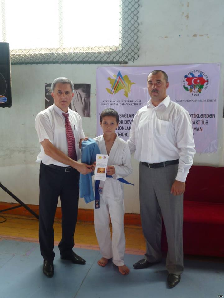 Azərbaycanın əməkdar məşqçisi evindəki partlayışda öldü - Fotolar