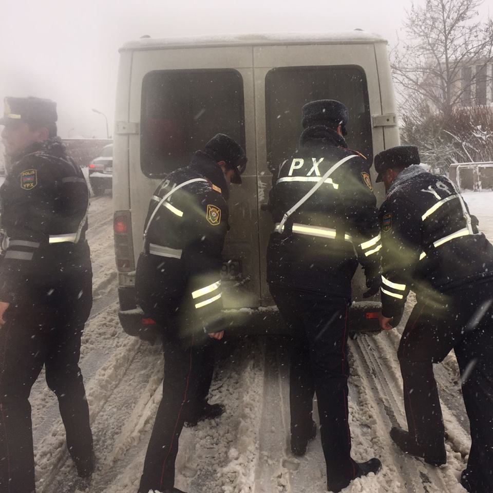 Azərbaycan polisini belə görməmişdiz... - Fotolar+Video