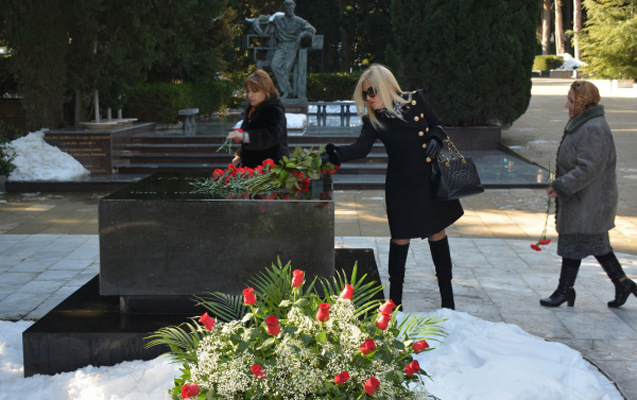 Qarayevin anadan olmasından 99 il ötür -  Fotolar