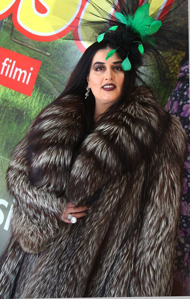 Elzadan heyvanlara “xəyanət” -  Fotolar