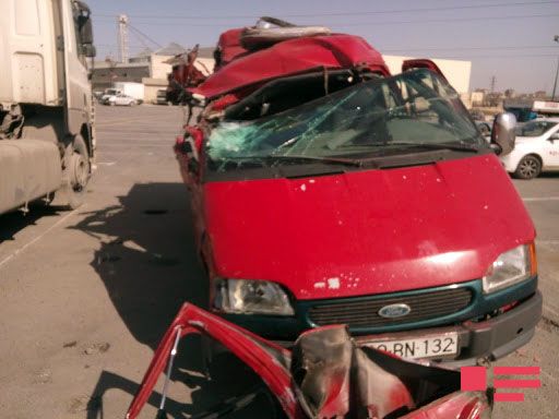 Qəzada &ouml;lən tələbələrin adları -  A&ccedil;ıqlandı+Fotolar