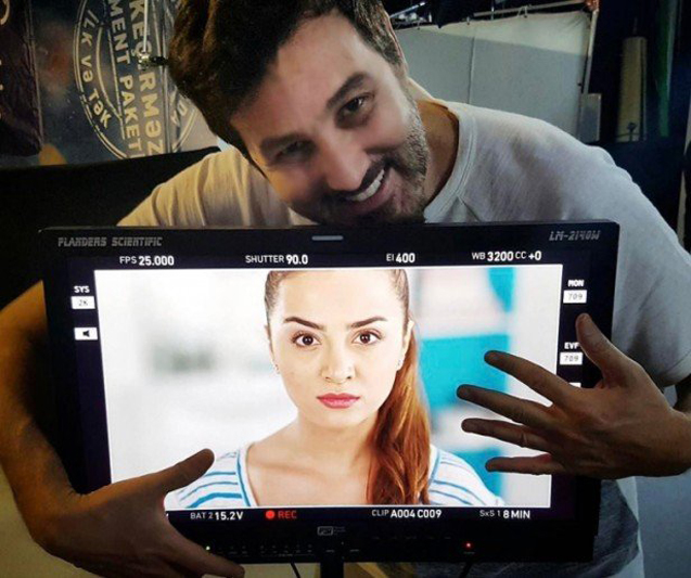 Tarkanın rejissoru məşhurlarımızı reklama çəkdi -  Bayülgen fotoqraf oldu