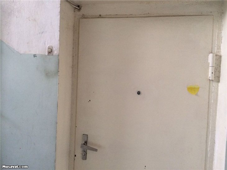 Gənc yazar intihardan əvvəl qapıya iki ürək yapışdırıb -  Fotolar