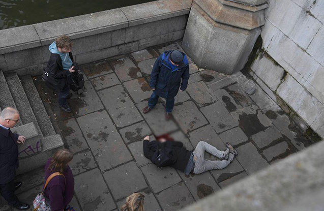 Londonda terror hücumu - Foto+Yenilənib