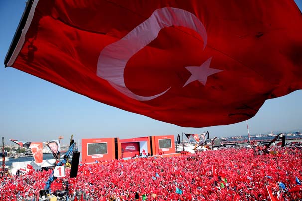 Türkiyədəki mitinqdə Azərbaycan bayrağı dalğalandı -  Fotolar