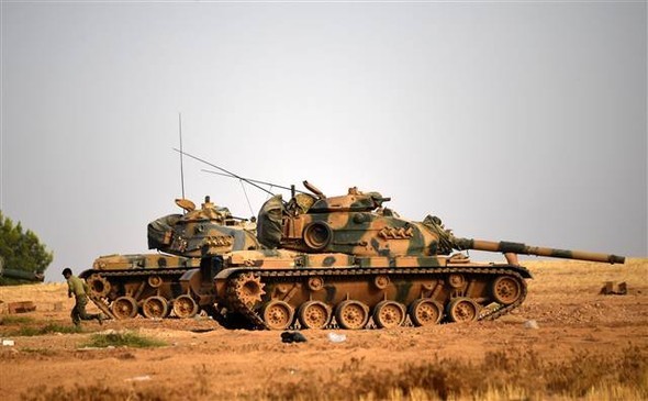 Türkiyə tankları Suriyaya girdi -  İŞİD hədəfləri bombalanır+Fotolar