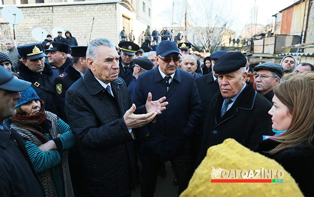 Yüksək vəzifəli məmurlar hadisə yerində  -  Fotolar
